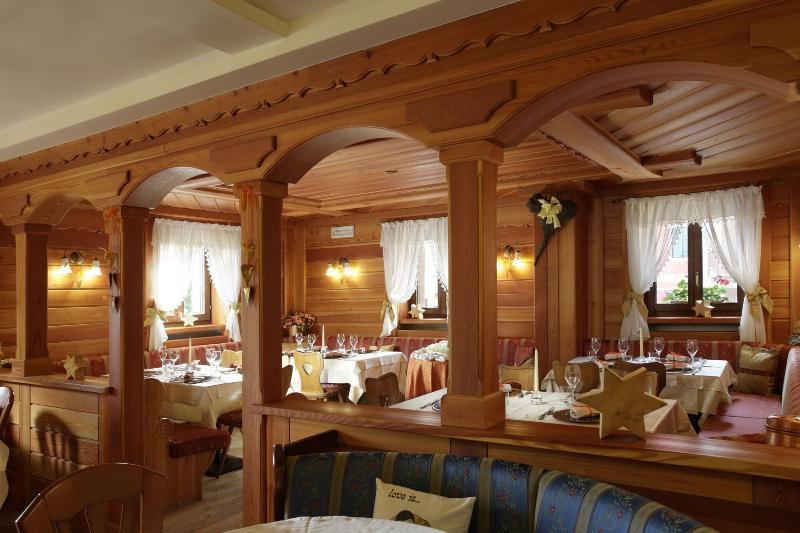 Cavallino Lovely Hotel Andalo Luaran gambar