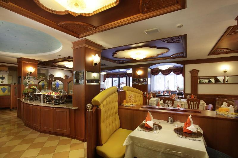 Cavallino Lovely Hotel Andalo Luaran gambar
