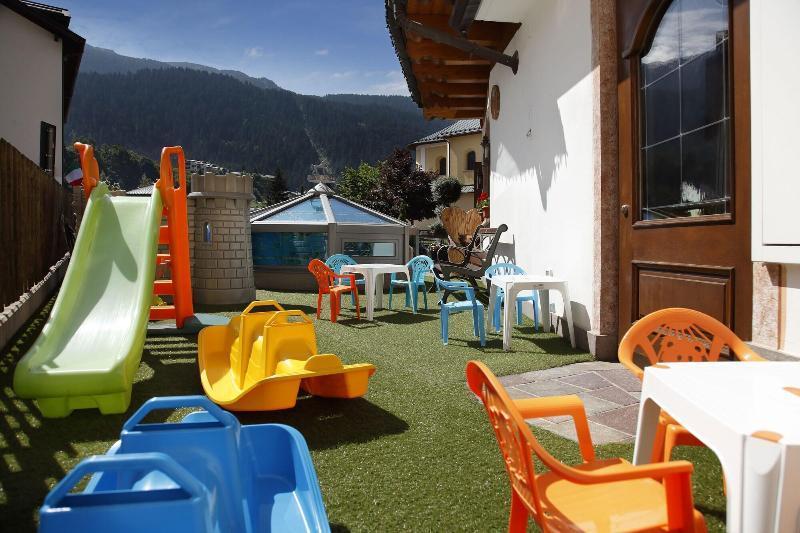 Cavallino Lovely Hotel Andalo Luaran gambar