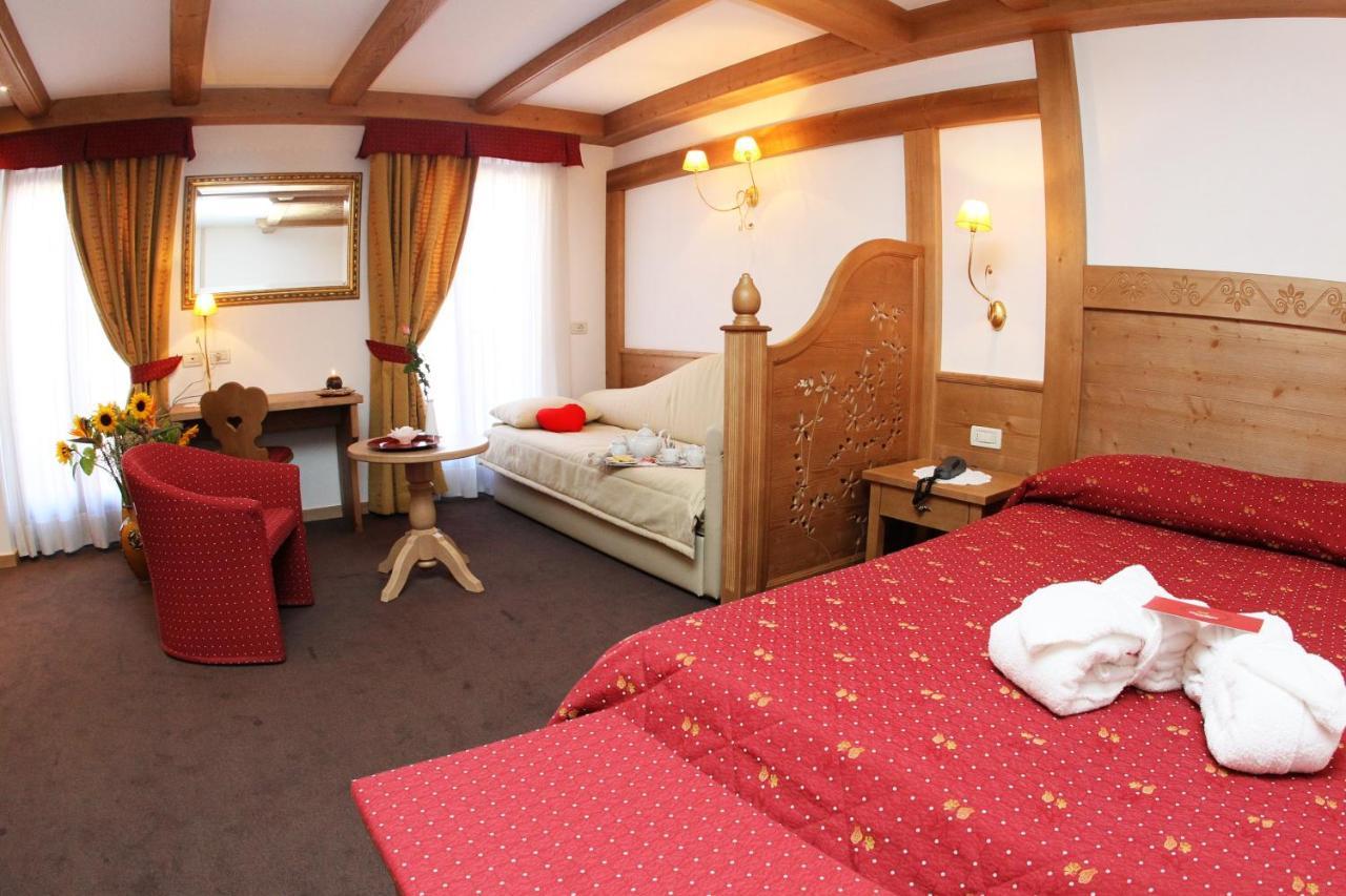 Cavallino Lovely Hotel Andalo Luaran gambar